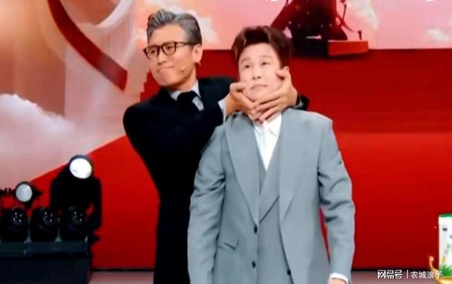 阳被一剪没金婧却疯狂加戏杨幂白来了j9国际站登录王牌9差评一片小沈(图5)