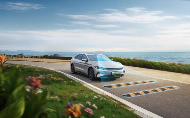 长续航版正式上市1598万元起九游会真人游戏第一品牌比亚迪汉(图4) 长续航版正式上市1598万元起九游会真人游戏第一品牌比亚迪汉(图4)